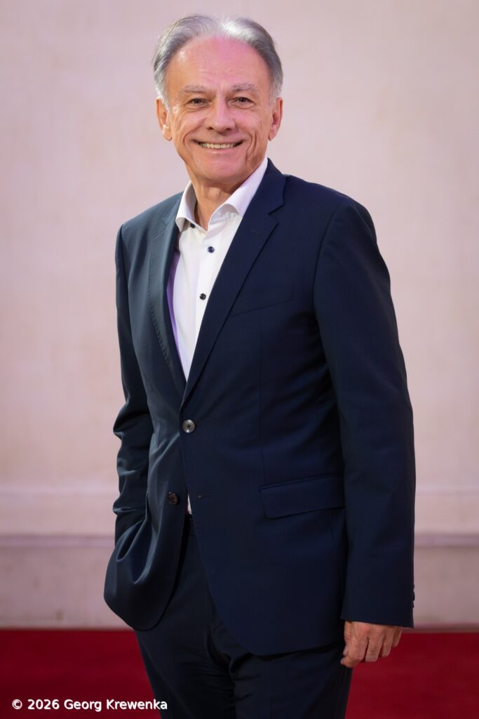 krewenka watermark krewenka watermark